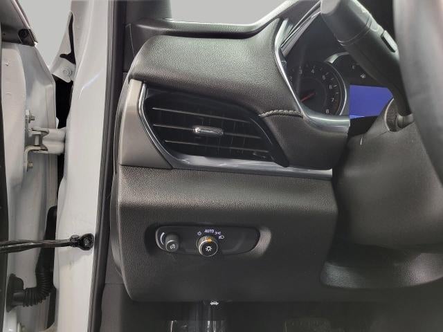 2023 Chevrolet Traverse AWD 4dr LT Leather