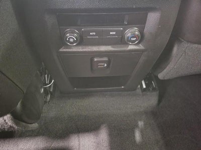 2023 Chevrolet Traverse AWD 4dr LT Leather