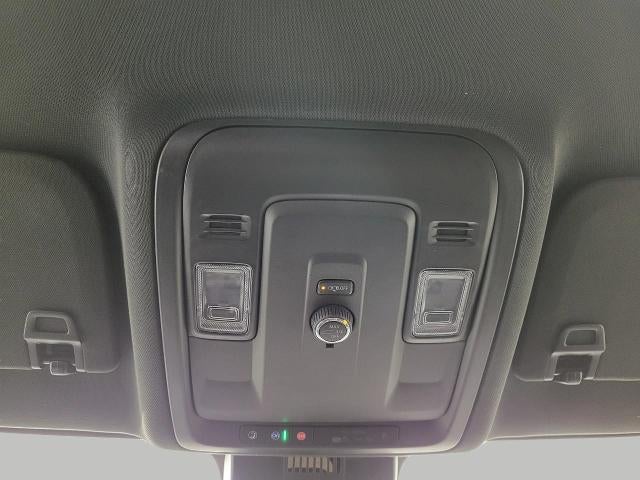 2025 Chevrolet Suburban 4WD 4dr Z71