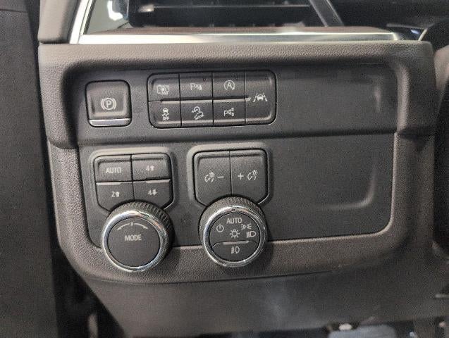 2025 Chevrolet Suburban 4WD 4dr Z71