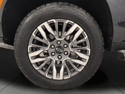 2025 Chevrolet Suburban 4WD 4dr Z71