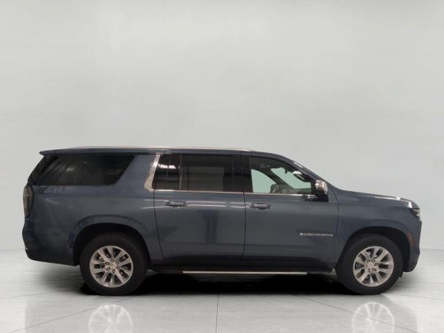 2025 Chevrolet Suburban 4WD 4dr Premier