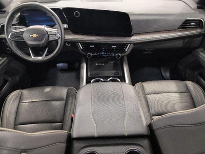 2025 Chevrolet Suburban 4WD 4dr Premier