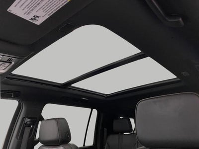 2023 Chevrolet Suburban 4WD 4dr RST