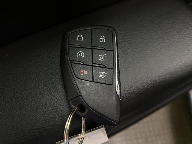 2023 Chevrolet Suburban 4WD 4dr RST