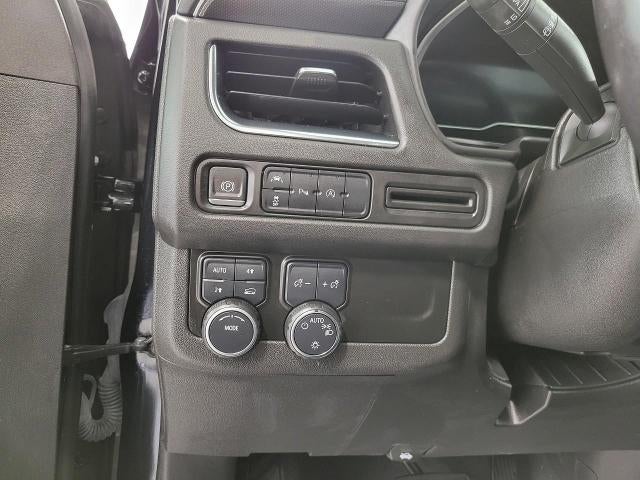 2023 Chevrolet Suburban 4WD 4dr RST