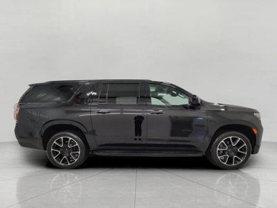2023 Chevrolet Suburban 4WD 4dr RST