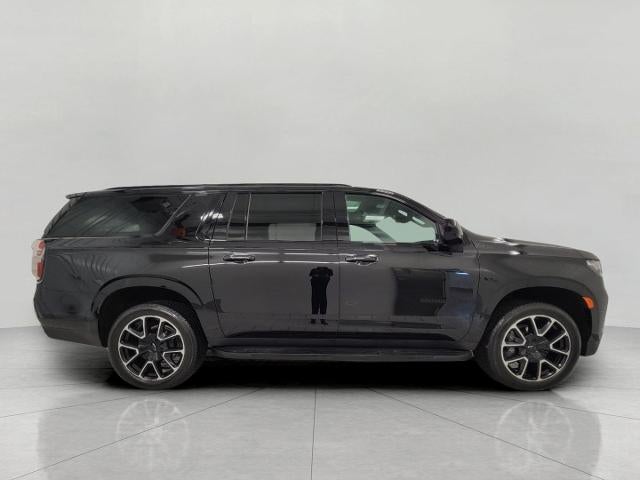 2023 Chevrolet Suburban 4WD 4dr RST