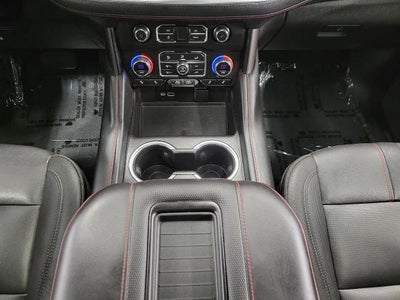 2023 Chevrolet Suburban 4WD 4dr RST