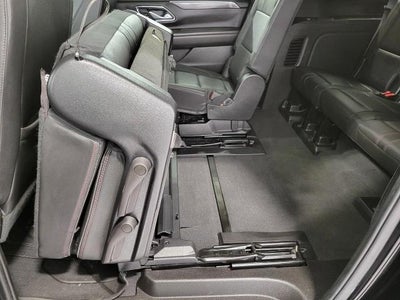 2023 Chevrolet Suburban 4WD 4dr RST