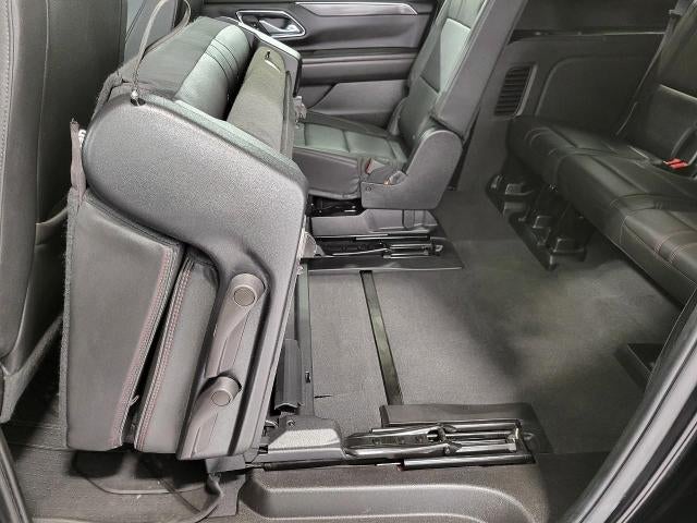 2023 Chevrolet Suburban 4WD 4dr RST