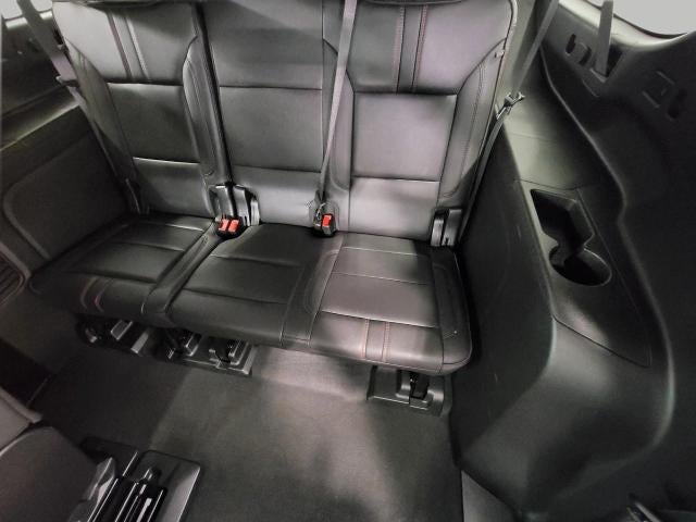 2023 Chevrolet Suburban 4WD 4dr RST