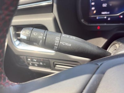 2023 Chevrolet Suburban 4WD 4dr RST