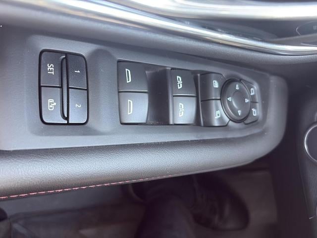 2023 Chevrolet Suburban 4WD 4dr RST