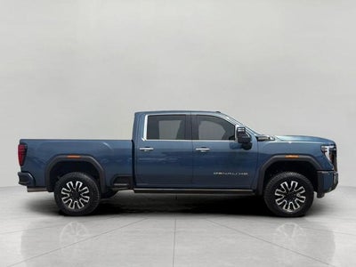 2026 GMC Sierra 3500 HD 4WD Crew Cab 159 Denali Ultimate
