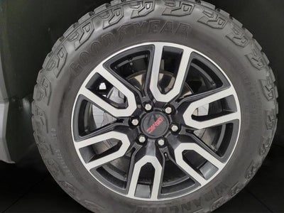 2024 GMC Sierra 1500 4WD Crew Cab 147 AT4