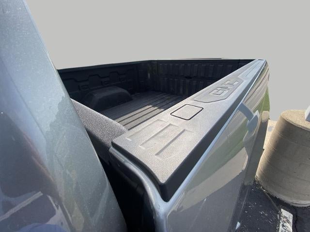 2023 GMC Sierra 1500 4WD Crew Cab 147 AT4