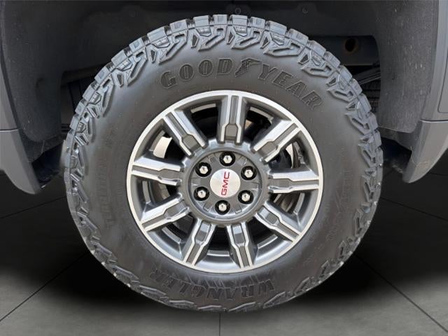 2024 GMC Sierra 1500 4WD Crew Cab 147 AT4