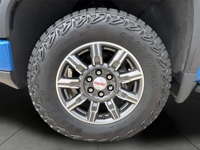 2024 GMC Sierra 1500 4WD Crew Cab 147 AT4