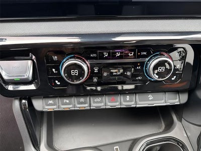 2024 GMC Sierra 1500 4WD Crew Cab 147 AT4