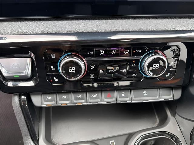 2024 GMC Sierra 1500 4WD Crew Cab 147 AT4