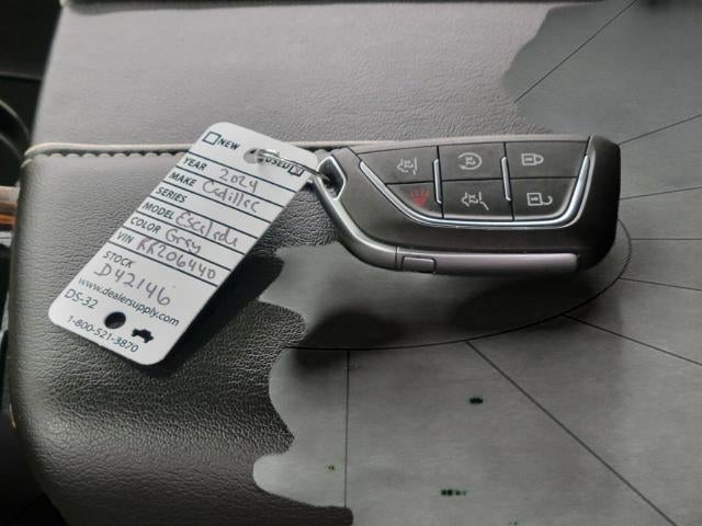 2024 Cadillac Escalade ESV 4WD 4dr Premium Luxury