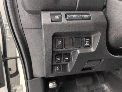 2022 Nissan Frontier Crew Cab 4x4 SV Auto