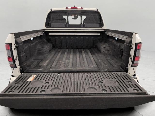 2022 Nissan Frontier Crew Cab 4x4 SV Auto