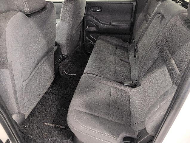 2022 Nissan Frontier Crew Cab 4x4 SV Auto