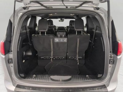 2020 Chrysler Pacifica Touring L FWD