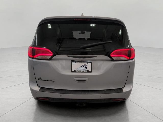 2020 Chrysler Pacifica Touring L FWD