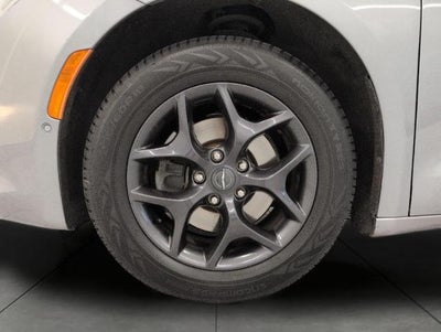 2020 Chrysler Pacifica Touring L FWD