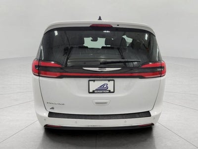 2024 Chrysler Pacifica Touring L FWD