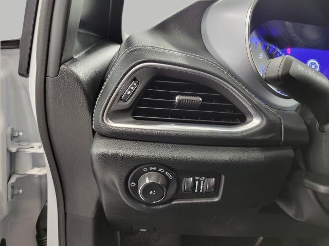 2026 Chrysler Pacifica Limited FWD