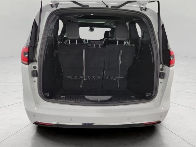 2026 Chrysler Pacifica Limited FWD