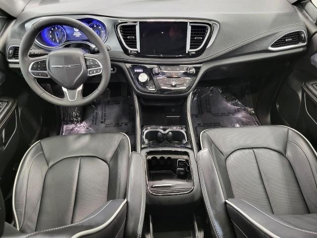 2026 Chrysler Pacifica Limited FWD