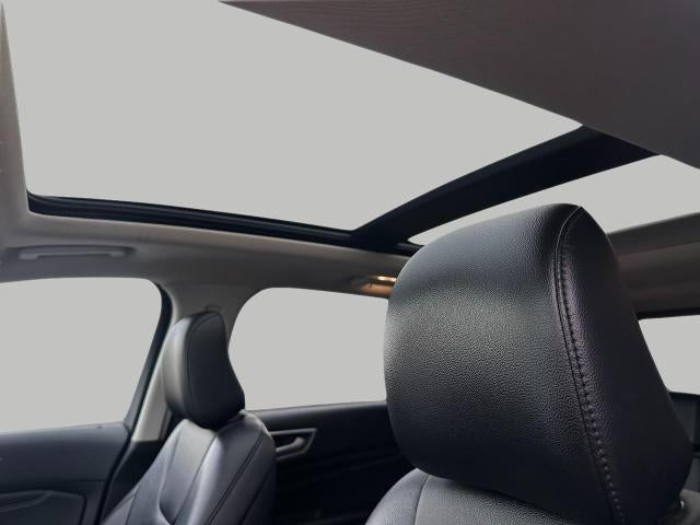 2022 Ford Edge Titanium AWD