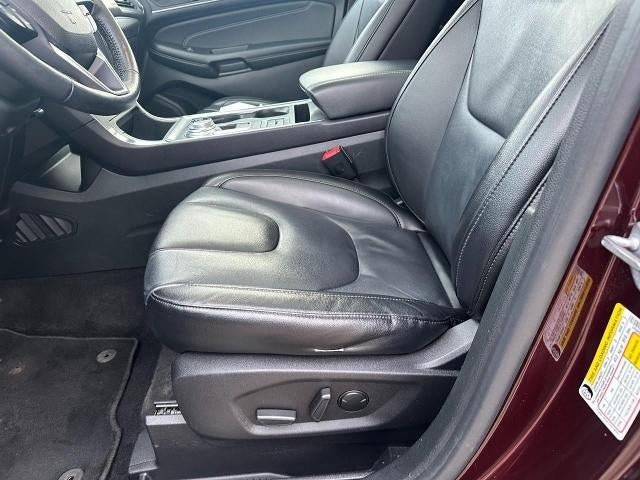 2022 Ford Edge Titanium AWD