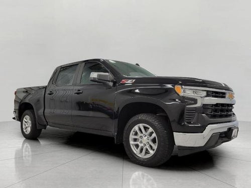 2022 Chevrolet Silverado 1500 4WD Crew Cab 147 LT w/1LT