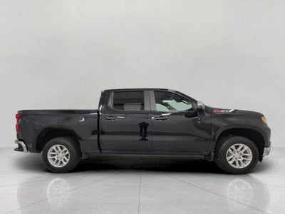 2022 Chevrolet Silverado 1500 4WD Crew Cab 147 LT w/1LT