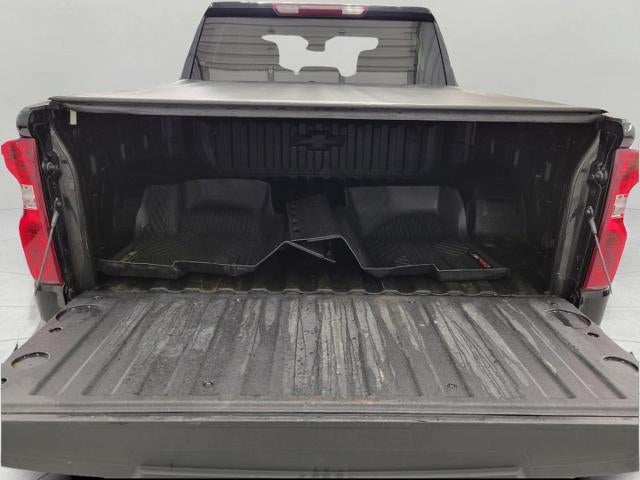 2022 Chevrolet Silverado 1500 4WD Crew Cab 147 LT w/1LT
