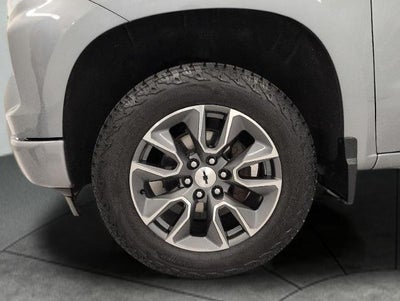 2023 Chevrolet Silverado 1500 4WD Crew Cab 147 RST