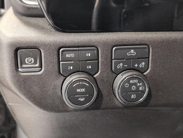 2024 Chevrolet Silverado 1500 4WD Crew Cab 147 RST