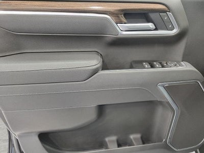 2026 Chevrolet Silverado 1500 4WD Crew Cab 147 RST