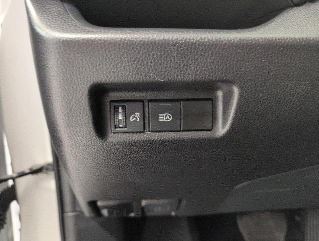 2025 Toyota RAV4 XLE AWD