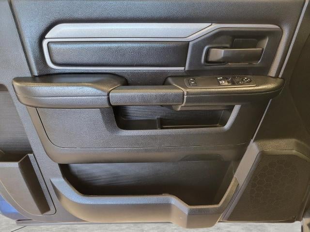 2021 RAM 2500 Tradesman 4x4 Reg Cab 8' Box