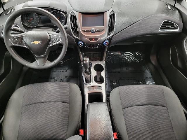2017 Chevrolet Cruze 4dr HB 1.4L LT w/1SD