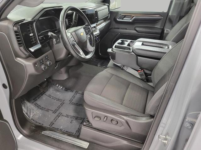 2024 Chevrolet Silverado 1500 4WD Crew Cab 147 LT w/2FL
