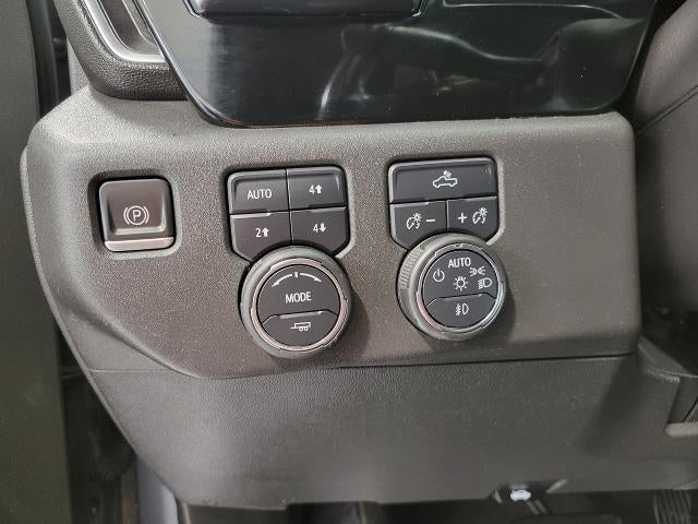 2023 Chevrolet Silverado 1500 4WD Crew Cab 147 RST