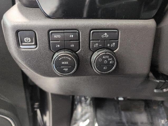 2024 Chevrolet Silverado 1500 4WD Crew Cab 147 RST
